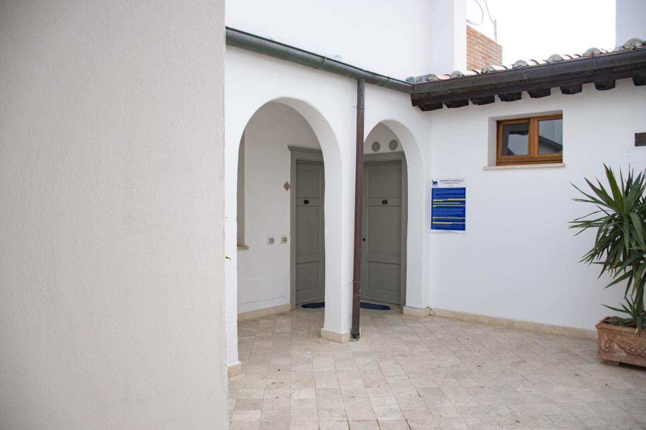 شقة Casa Aurea Tre Posti Letto A 30 Metri Dal Mare سان فينتْشينسو المظهر الخارجي الصورة